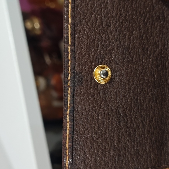 Vintage Gucci Coin Envelope - Picture 11 of 13